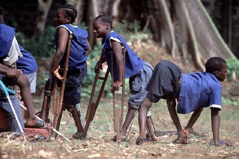  Lutte contre la poliomyélite : en 2 ans, la RDC passe de 500 enfants paralysés à moins de 250